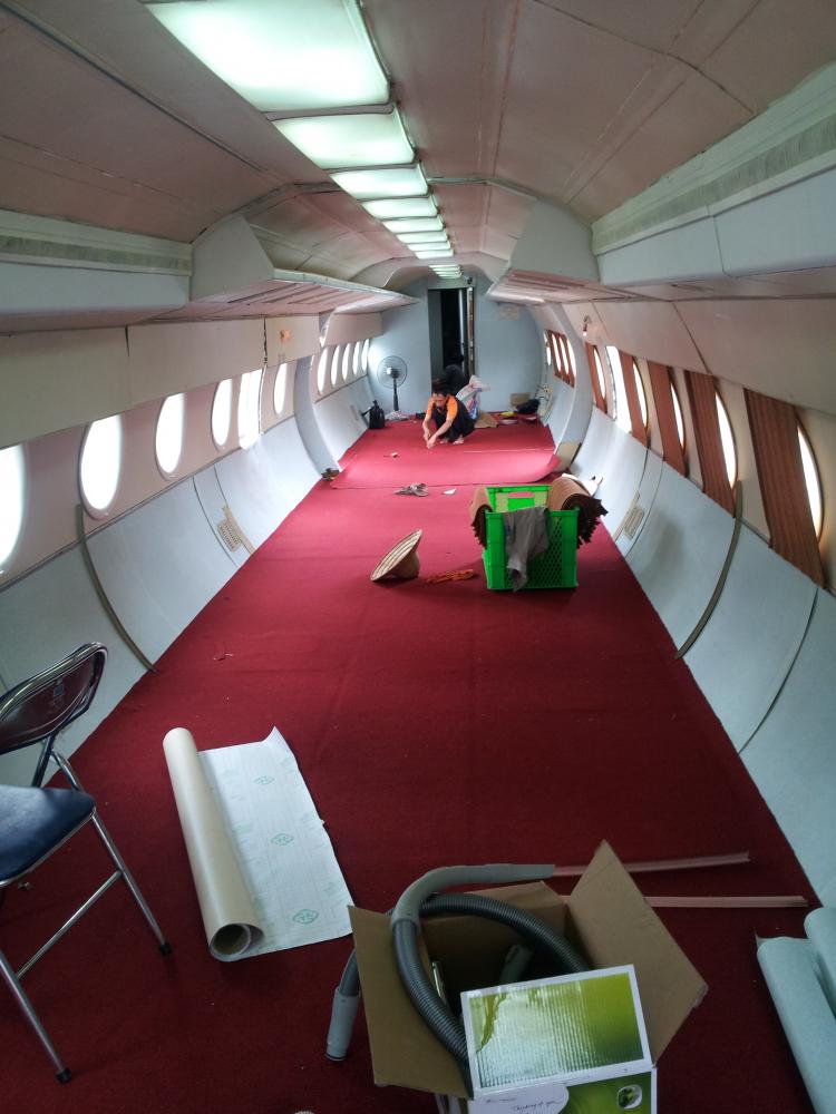 thi công thảm trải sàn tại nội thất máy bay airline